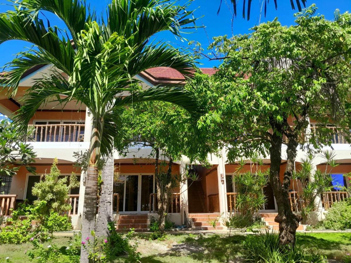Blue Dolphin Hotel Malapascua Island Logon Exterior photo